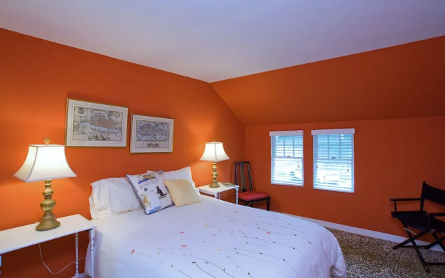Pacific Way Villa 4 Br home by RedAwning