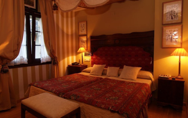 Hotel Almud