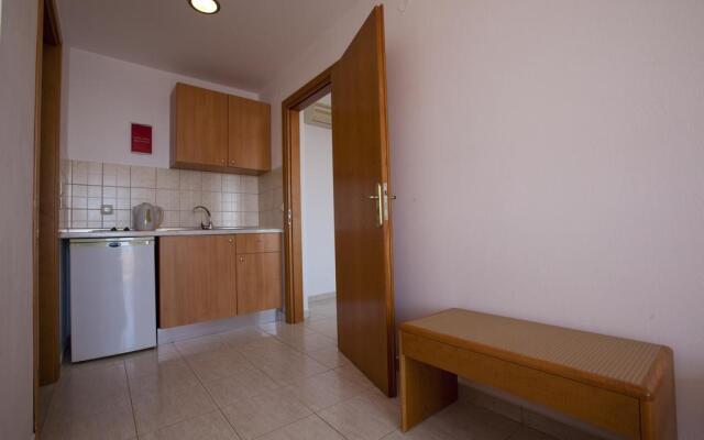 Lindos Nest