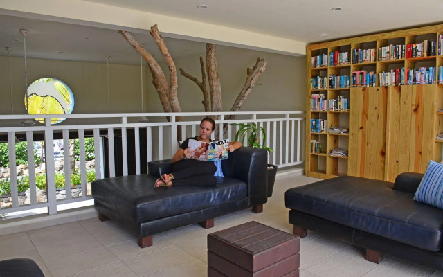 Dolphin Suites & Wellness Curacao