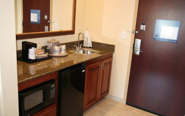 Hampton Inn & Suites Chesapeake-Battlefield Blvd.