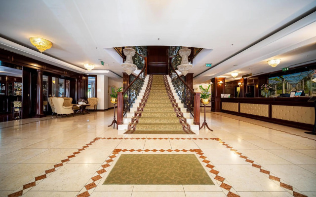 Hotel President Solin