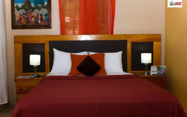 Bungalow Hotel Lakou Breda