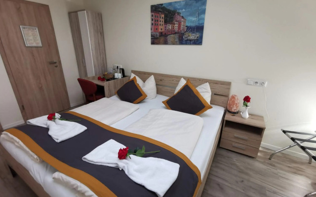 Garni City Hotel