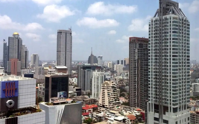 Serviced 1 Bed Panoramic Skyvillas