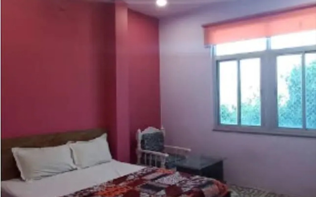 Sunrise Hotel & Restaurant