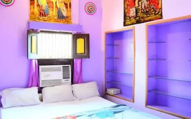 Tree Baba Hostel