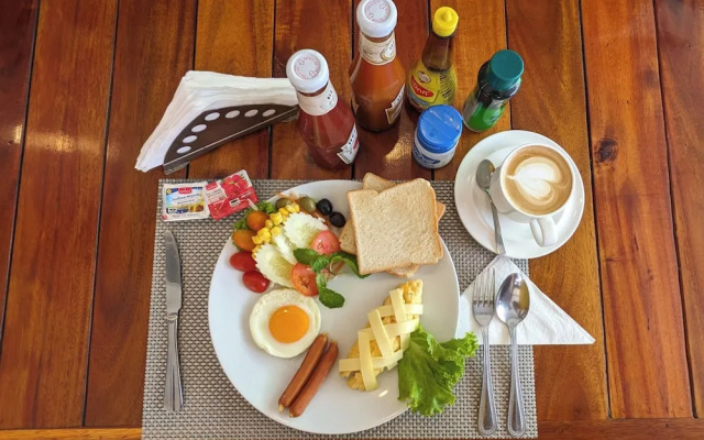 Heaven House Restro & Bar