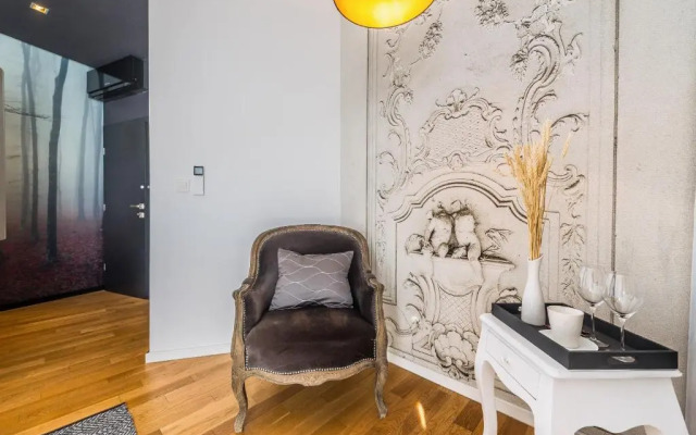 Agora Central Rooms