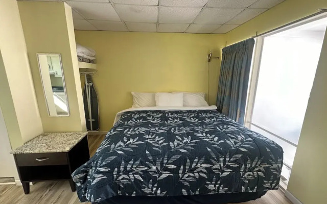 Searay Motel