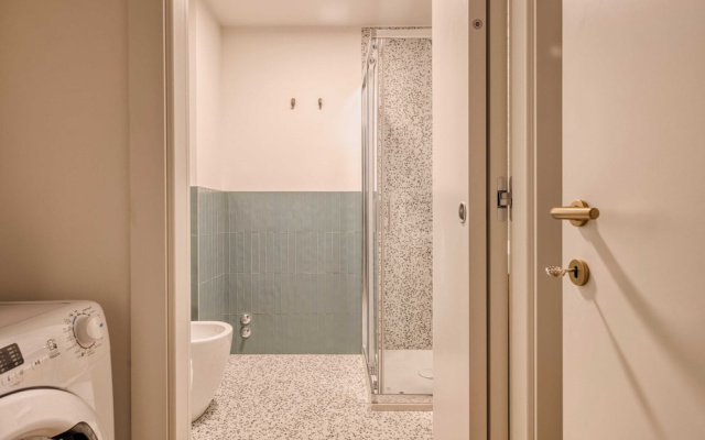 Elegant Flats near Guastalla Gardens