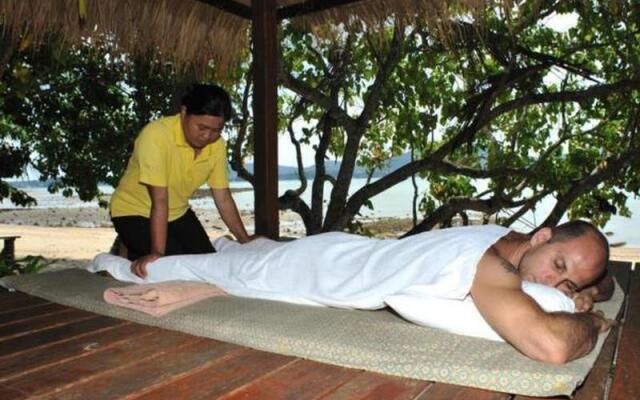 Baan Mai Beachfront Lone Island Phuket