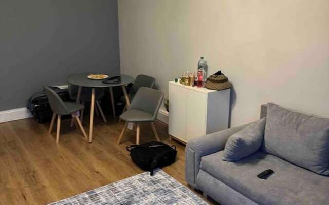 Captivating 1-bed Apartment in Stratford