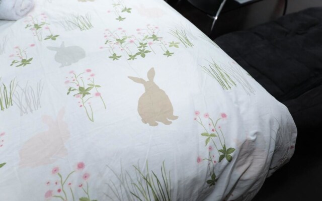 Omotenashi Usagi Hostel (15-13~18)