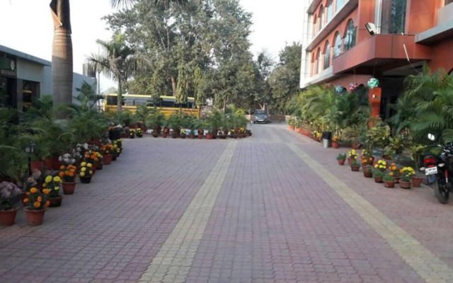 Hotel Andleeb Palace