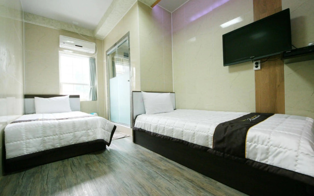 Guest House Myeongdong 2