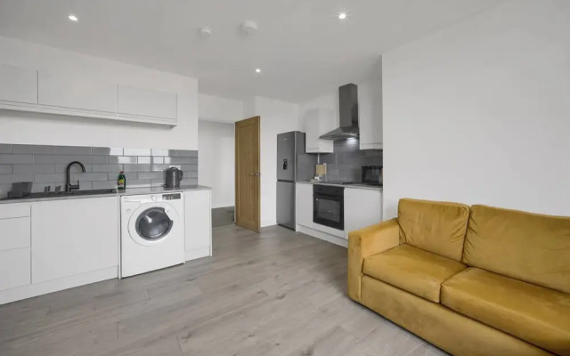 Stylish Modern Apartment - Free Parking - W