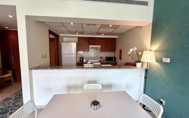 Lux BnB I Turia Tower I Lake & Garden View