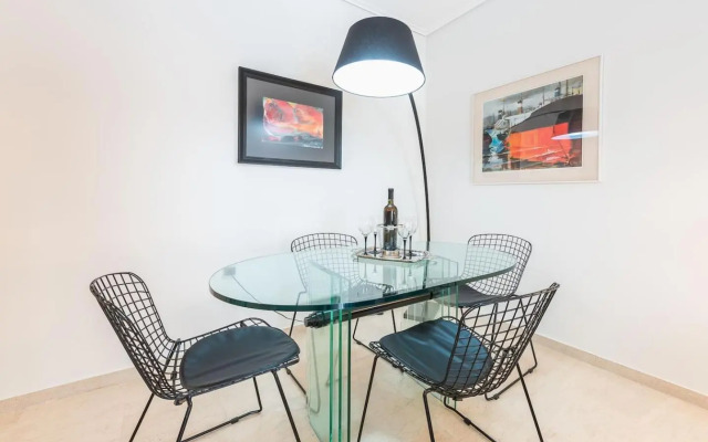 Seaside Central Apartment