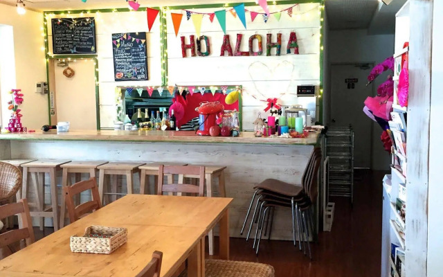Guesthouse Ho Aloha - Hostel