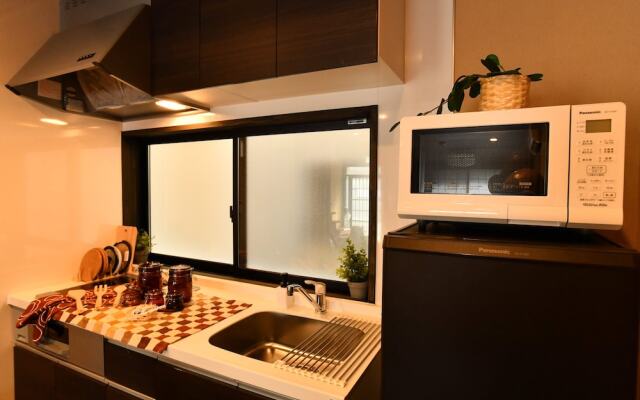 FL House Naniwa Sakura Hotori