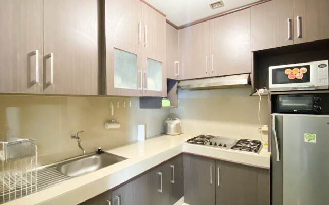 Homey 2Br Apartment Crown Court Executive Condominium