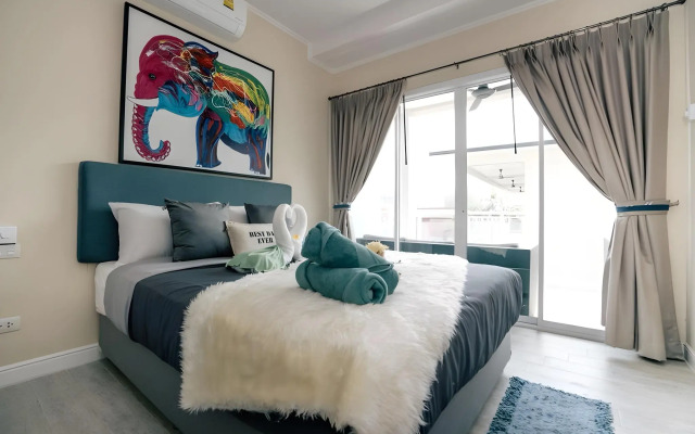Surf & Sand Resort