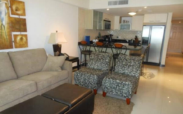 Emerald View Two-bedroom Condo - Pri 8490