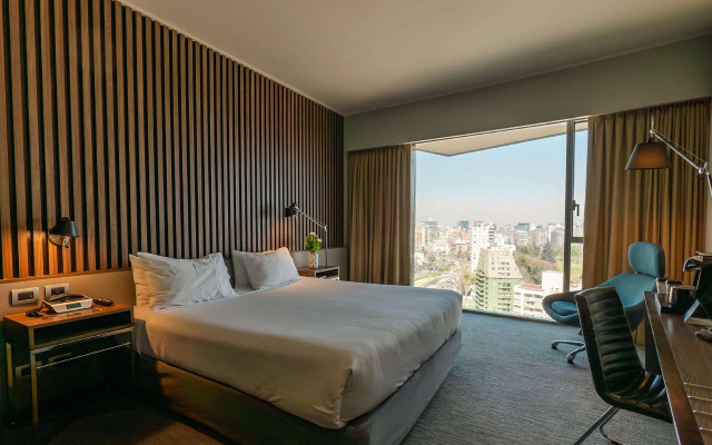 DoubleTree by Hilton Santiago Kennedy