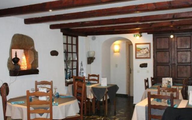 Hï¿½tel Restaurant Les Sapins