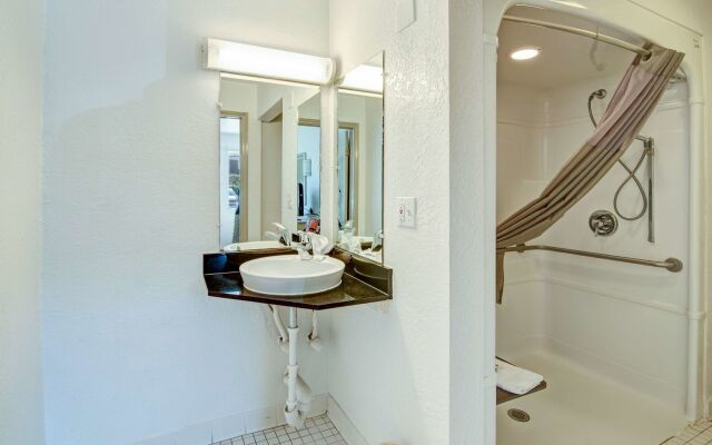 Studio 6 Grand Prairie, TX