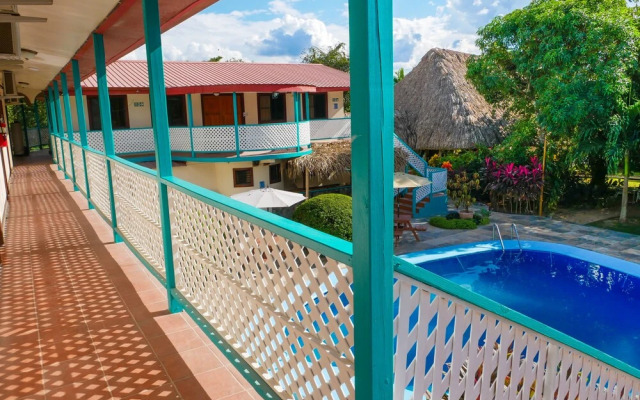 Drift Inn Cayo