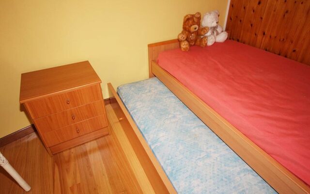 House - 3 Bedrooms - 102074