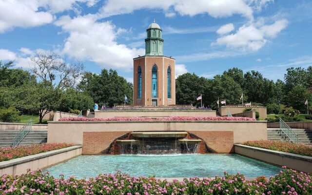 Cheerful & Beautiful 3-Bedroom Ranch