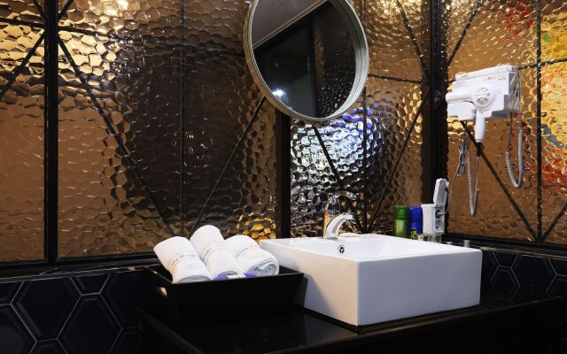SM Boutique Hotel