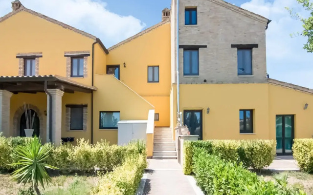 Scenic Apartment in Ascoli Piceno with Hot Tub