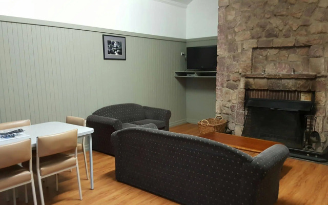 Breeze Holiday Parks - Halls Gap