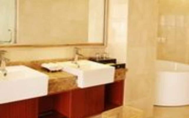 Fuyong Yulong Hotel