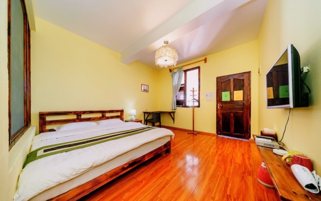 Summer Flowers Inn – Guest Rooms – Dali