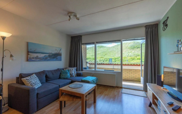 Seaside Holiday Apartment With a Patio
