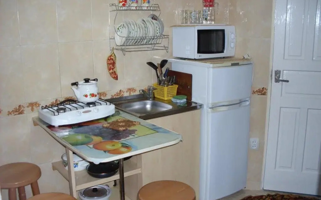 Guest House on Novorossiyskaya 158