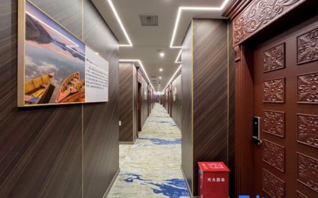 Sagamata Hotel (Beijing West Railway Station Liuliqiao Subway Station)
