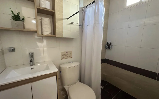 Laureles Guest House - LGH Hotel