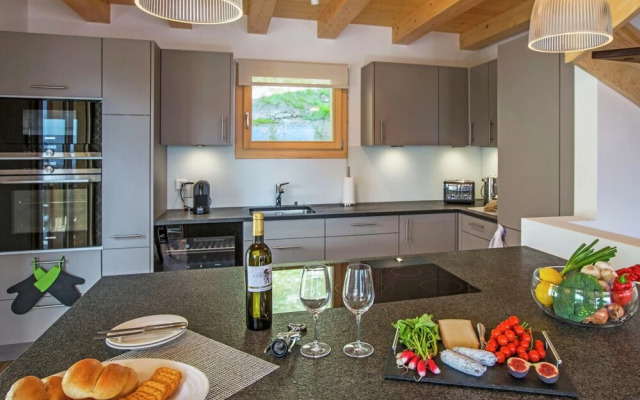 Unique Holiday Home in Heremence in the ski Area