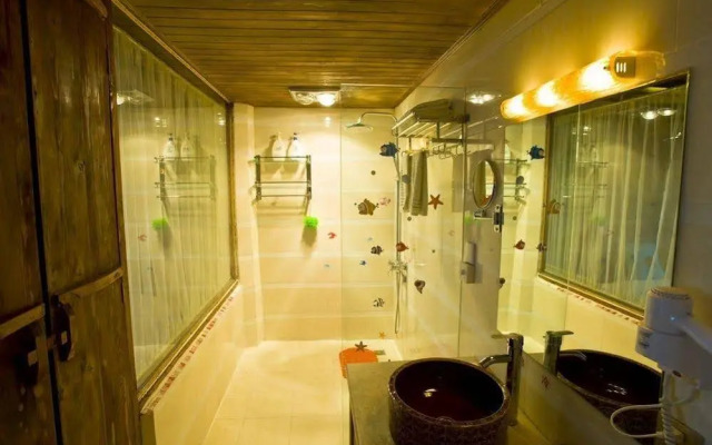 Lijiang Lvyeanjia Inn