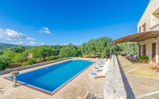 Ca Na Ramona With 4 Bedrooms and 5 Bathrooms