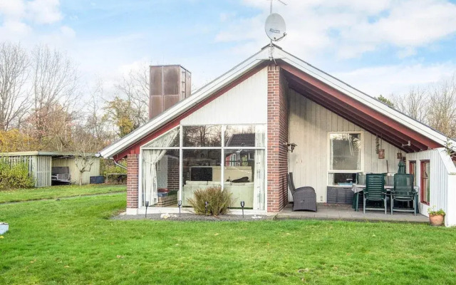 4 Person Holiday Home in Hemmet