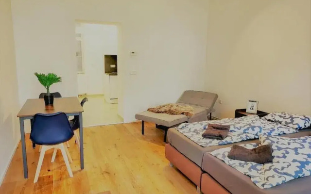 Donaufelder City Apartment