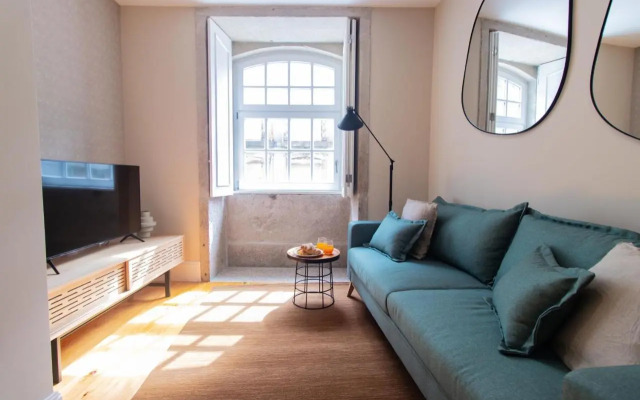 Almada 1.3 by LovelyStay