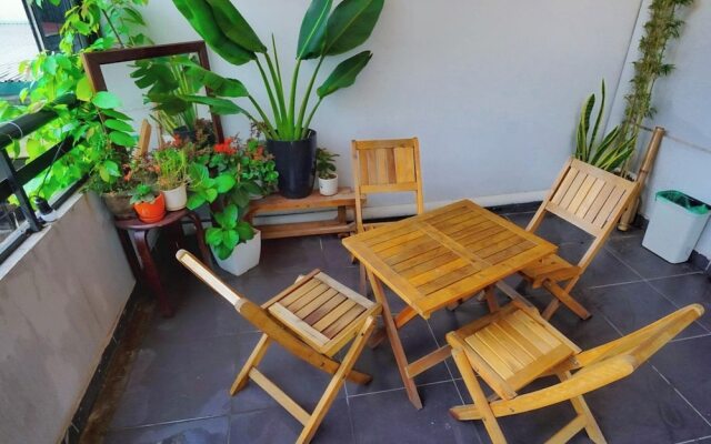 Giao Thong Hotel